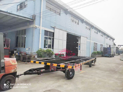8吨无动力牵引骨架乐鱼平台_乐鱼(中国)一站式服务平台带护栏3I.jpg