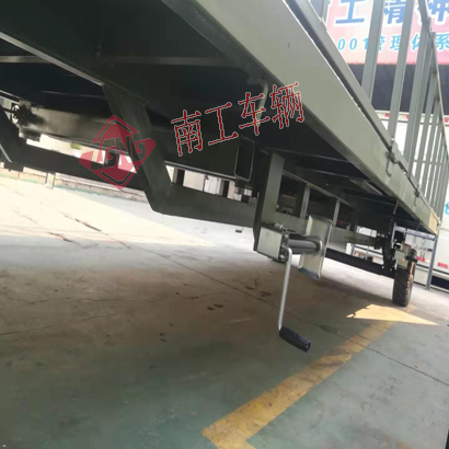 5吨护栏乐鱼平台_乐鱼(中国)一站式服务平台军绿色4I.jpg