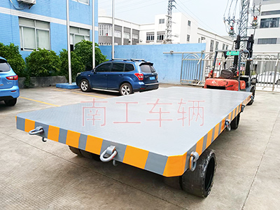 25吨重型乐鱼平台_乐鱼(中国)一站式服务平台带牵引环工具拖车1I.jpg
