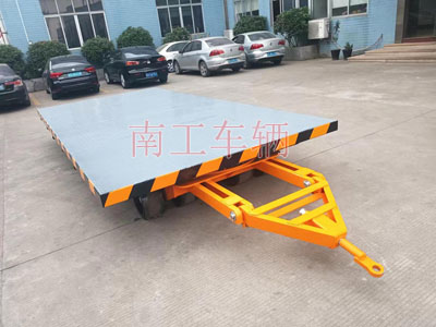 10吨中型牵引乐鱼平台_乐鱼(中国)一站式服务平台3I.jpg