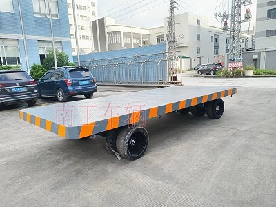 25吨重型牵引乐鱼平台_乐鱼(中国)一站式服务平台5I.jpg