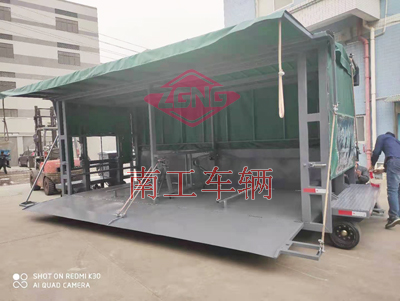 升降雨篷乐鱼平台_乐鱼(中国)一站式服务平台3I.jpg