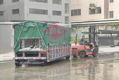 升降雨篷乐鱼平台_乐鱼(中国)一站式服务平台6I.jpg