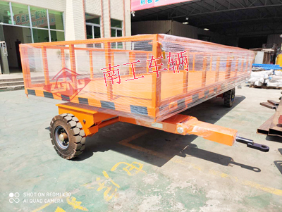 5吨护栏型乐鱼平台_乐鱼(中国)一站式服务平台 全挂车4I.jpg