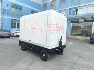 2吨电动乐鱼平台_乐鱼(中国)一站式服务平台 飞翼箱式工具拖车2I.jpg