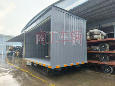 10吨箱式乐鱼平台_乐鱼(中国)一站式服务平台两侧带卷帘门1I.jpg