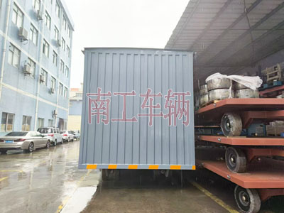 10吨箱式乐鱼平台_乐鱼(中国)一站式服务平台两侧带卷帘门4I.jpg