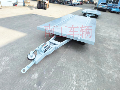 船体艏段运输乐鱼平台_乐鱼(中国)一站式服务平台I.jpg