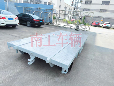 船体艏段运输乐鱼平台_乐鱼(中国)一站式服务平台1I.jpg