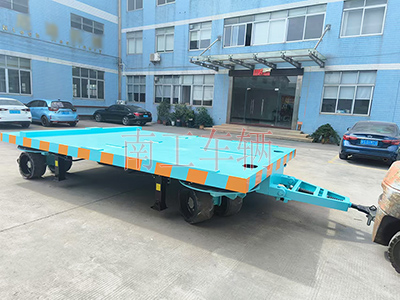 18吨重型乐鱼平台_乐鱼(中国)一站式服务平台 四个转盘工具拖车I.jpg